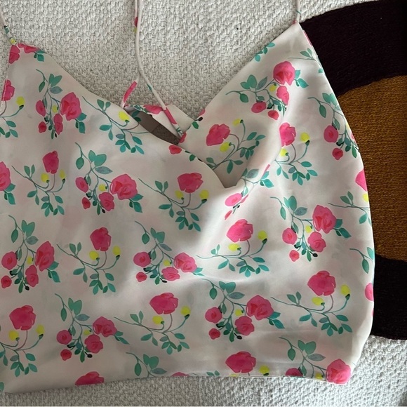 ZARA FLORAL SATIN TIE BACK TOP SIZE MEDIUM - Picture 4 of 7
